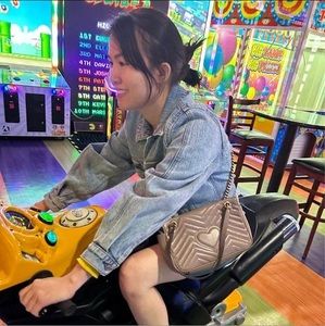 Meet your Posher, Phuong